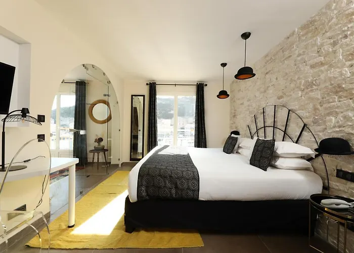 ソリマーレ ホテル 3*